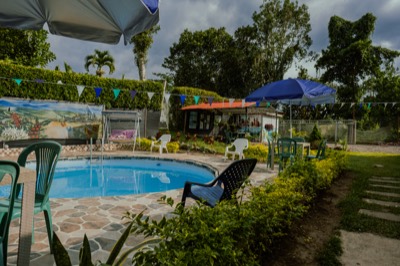 Piscina amplia